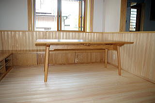 �ۑ��̃e�[�u��