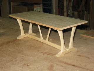 �e�[�u���̃~�j�`���A