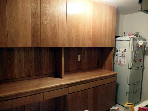 �͂�2.6���̃L�b�`�����[�A�z���C�g�I�[�N���I�C���d�グ