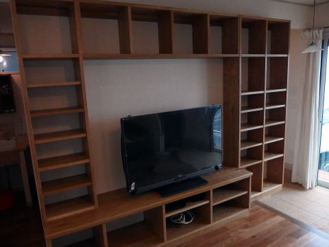 TV��̎��肪�V��߂��܂ŕǖʂɃI�[�v���I