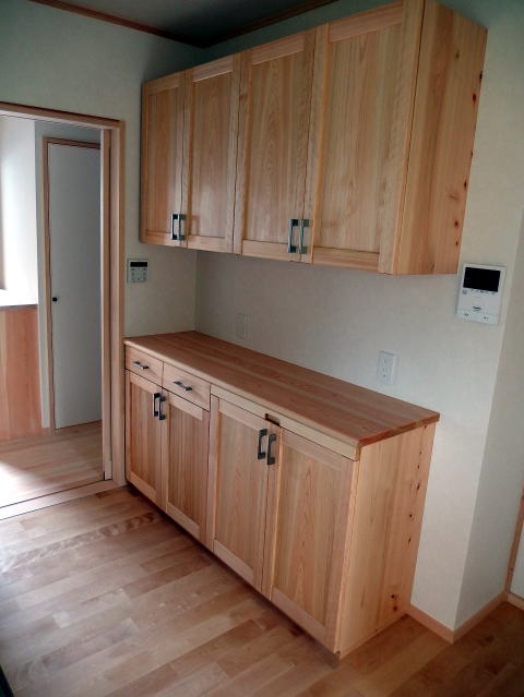 �݌˒I�ƃJ�E���^�[���[�A�ޗ��̓q�m�L