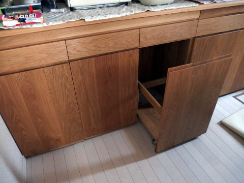 �S�~���p�̃��S����3���[����܂�